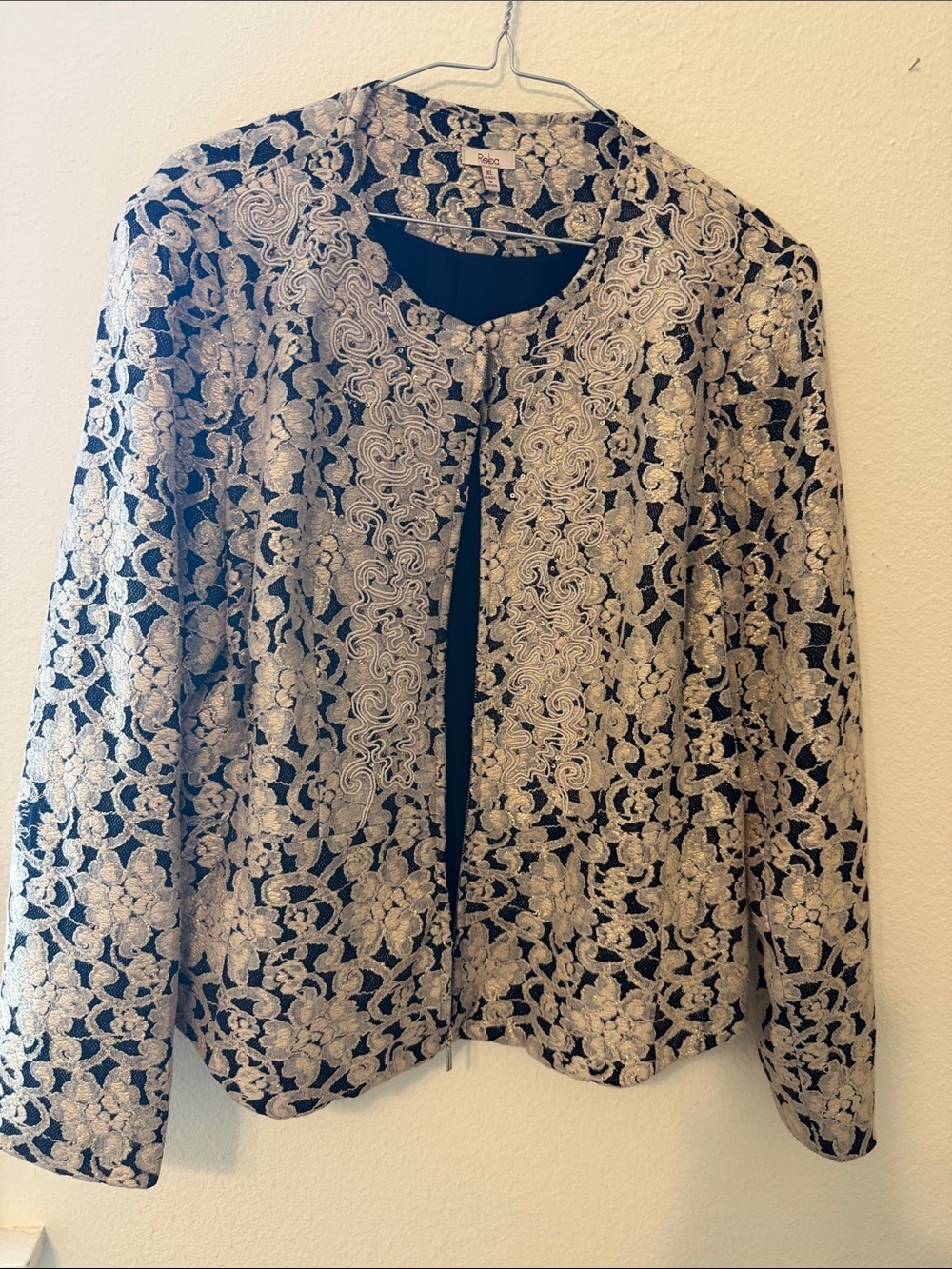 Reba gold/cream lace embellished zip-front jacket size XL